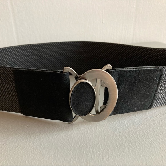 Nine West Black Belt Wide Stretch Woven Fabric Oval Buckle Detail NWT - Picture 1 of 12